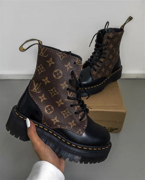 louis vuitton botas mujer|heels Louis Vuitton boots.